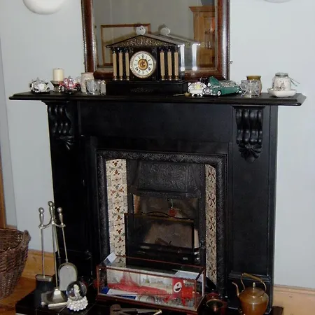 Bridge House Bed & Breakfast-3