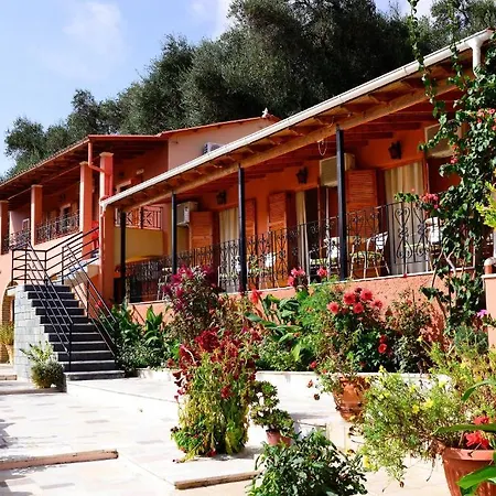 Paradise Studios-3