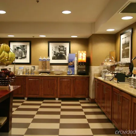 Hampton Inn & Suites Del Rio-3