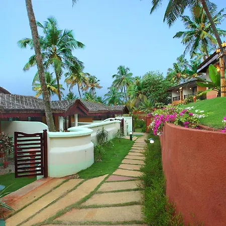 Fragrant Nature Backwater Resort & Ayurveda Spa Kollam-3