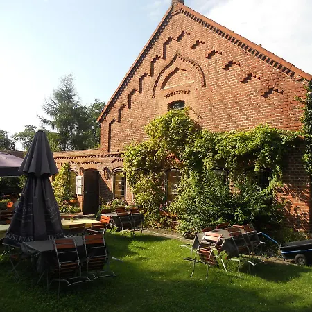 Landhotel Eichenkrug-3