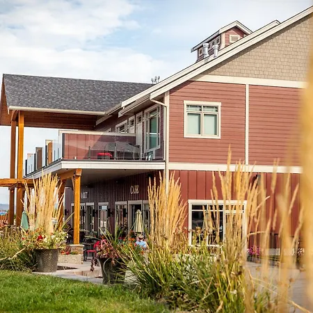 Hillcrest Farm Market B&B-2