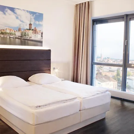 Viva Hotel Luebeck-2