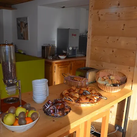 Logis Hotel Les Bruyères-2