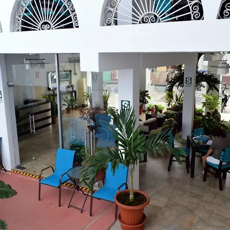 Hotel Jungle House-3