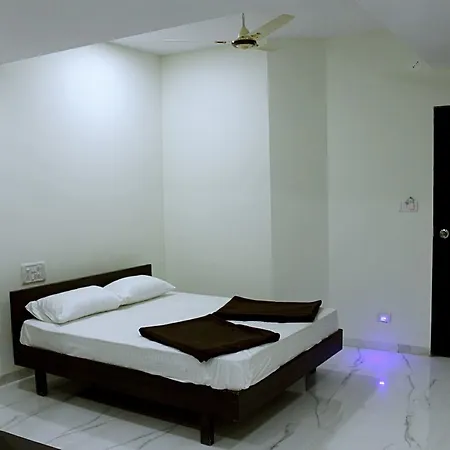Hotel O Nashik Near Vijay Mamta Theatre Formerly Sahara Inn-2