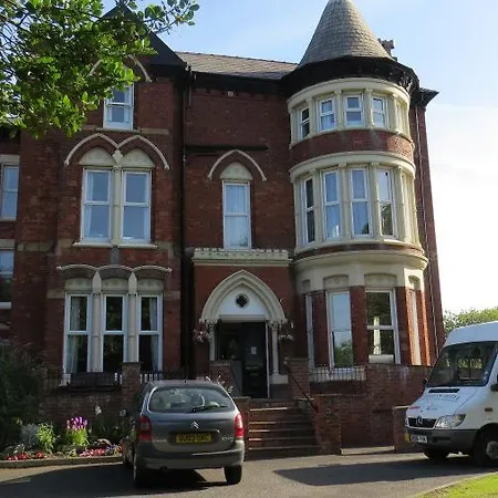 Salfordian-3