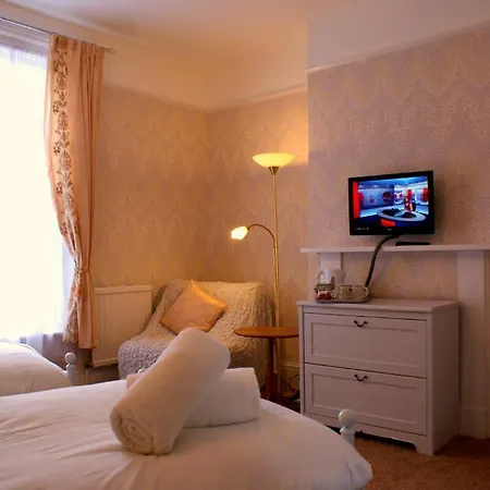 Premier Inn Southsea-2