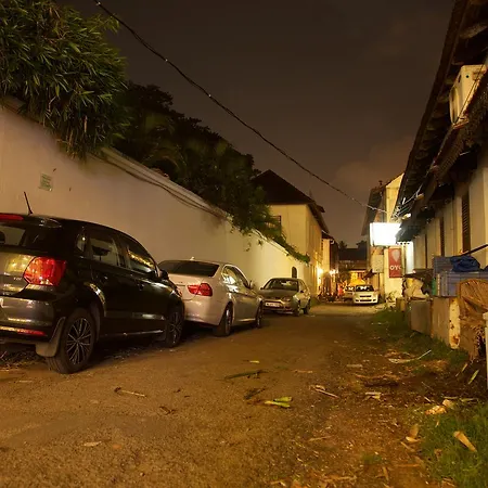 Roses Inn Fortkochi-3