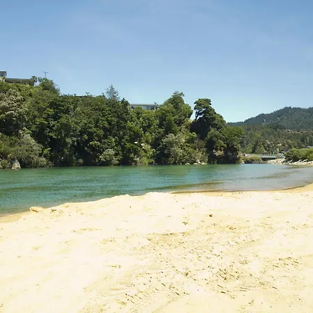 Abel Tasman Kaiteriteri B & B-2