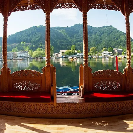 Houseboat New Pride Of Kashmir-3