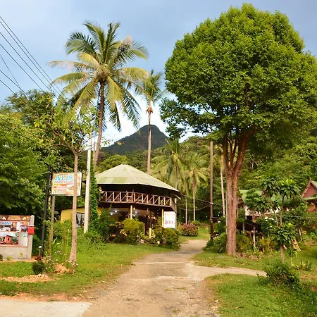 Tp Hut Bungalows-3