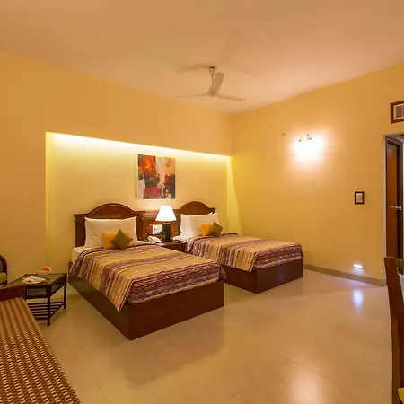 Viva Hotel Near Madgaon Railway Station-2