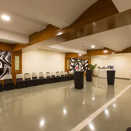 Viva Hotel Near Madgaon Railway Station-3