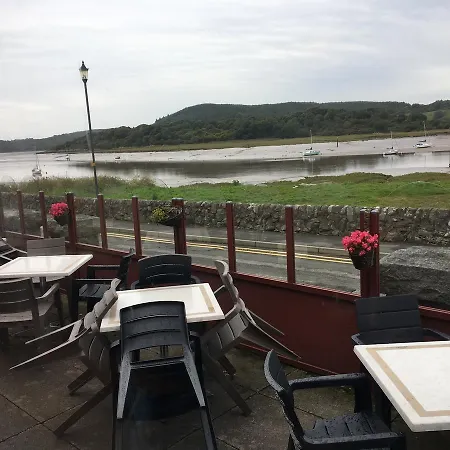 The Mariner Hotel-2