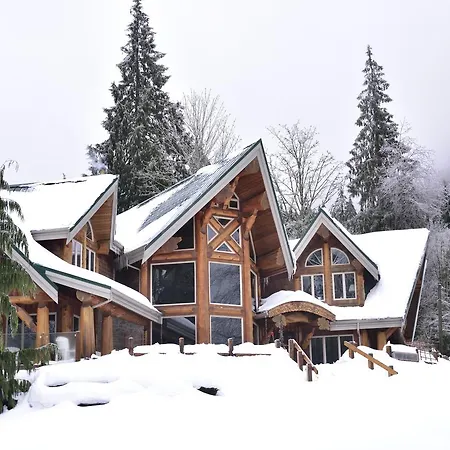 The Rockwell-Harrison Guest Lodge-3