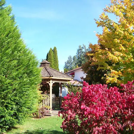 Bavarian Orchard Motel-2