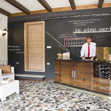Boutique Hotel Elvezia-3