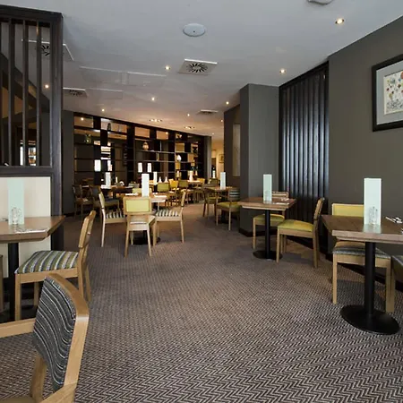 Premier Inn Heathrow Airport Terminal 4-3