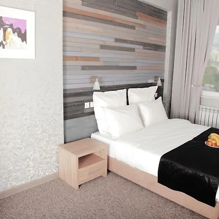 Small Hotel-2