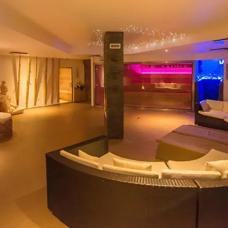 Hotel & Wellness Royal Astrid-2