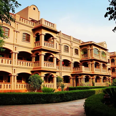 Mvt Guesthouse & Restaurant-2