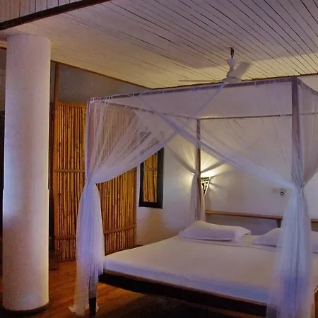 Nosy Lodge-3