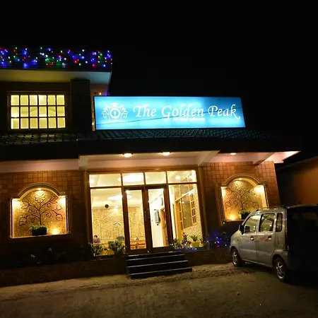 The Golden Peak, Hotel-2
