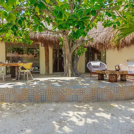 Hotel Paradise Suites-3