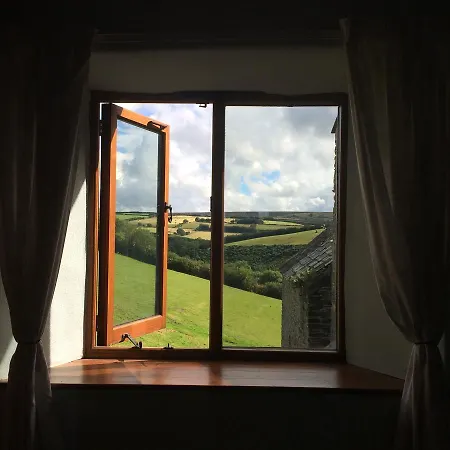 Coombe Farm-3
