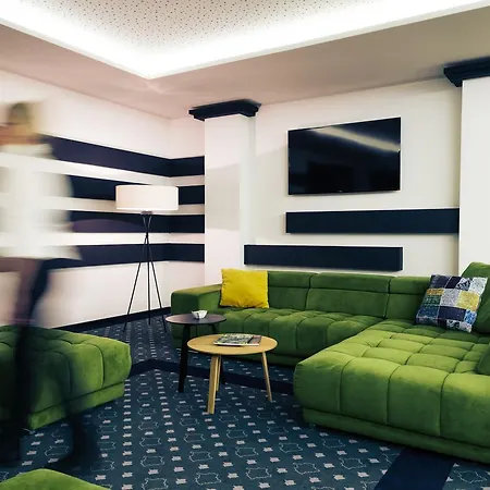SKY Hotel Cloppenburg-2