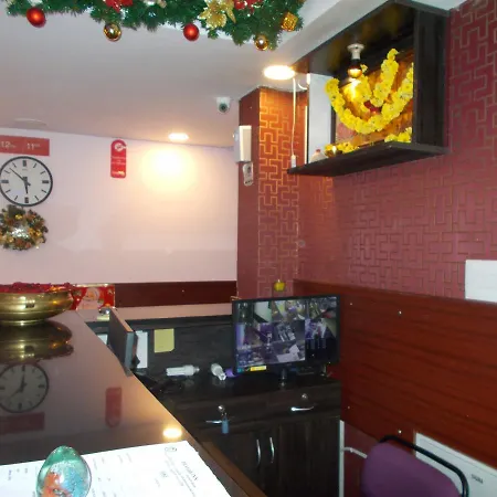 Oyo 16842 Brahma Inn-2