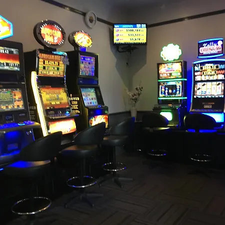 Lords Hotel Scottsdale-2