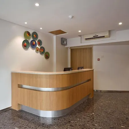 Hotel Leafio-Near Airport-3
