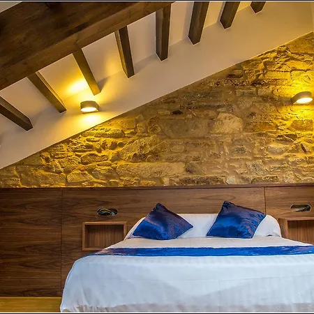 Luxury Rooms Oxford Santiago De Compostela-3