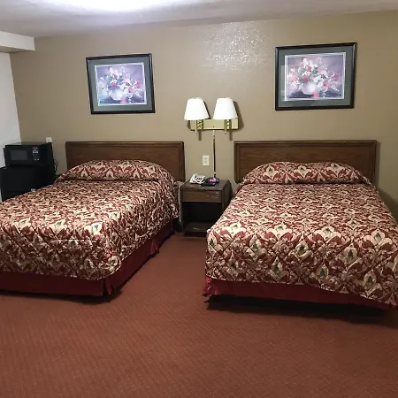 Travelers Inn-3