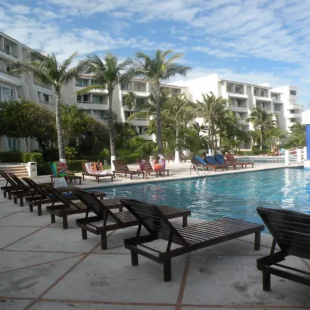Cancun Beach Aparthotel By Solymar-2