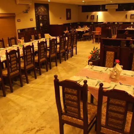 Hotel Saradharam-2