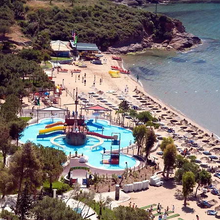 Aria Claros Beach & Spa Resort-3