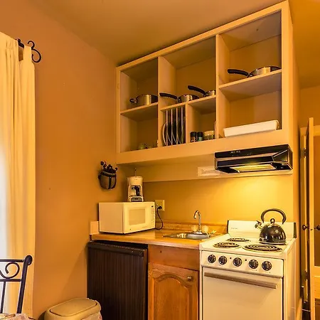 Snow Goose Bed And Breakfast-3