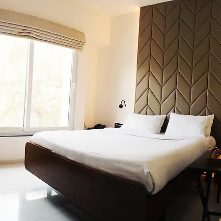 Hotel Cozy Inn-3
