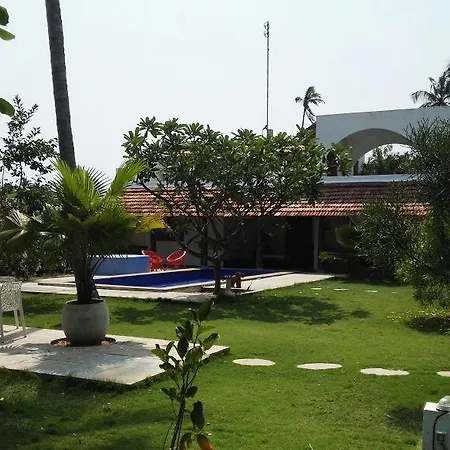 Villa Anna Pondy-2