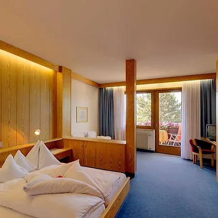 Hotel Tirol-3
