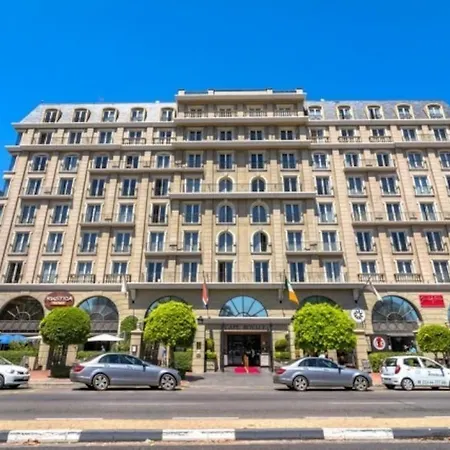 Cape Royale Luxury Suites-3