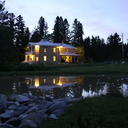 Auberge Taylor Manor-3