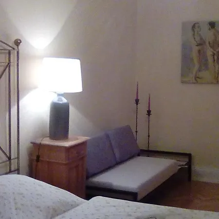 Wohnen Im Burghotel-3