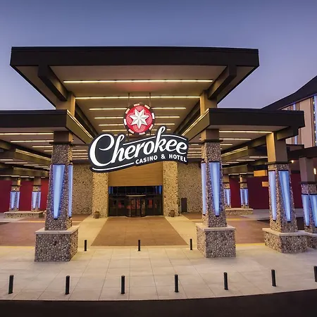 Cherokee Casino Hotel Roland-2