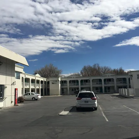 Howard Johnson By Wyndham Colorado Springs-3