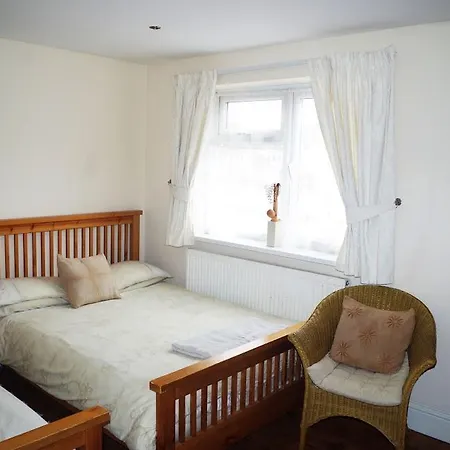 Abbey Lodge Guest House-2