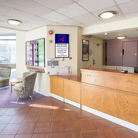 Redwings Lodge Solihull-3